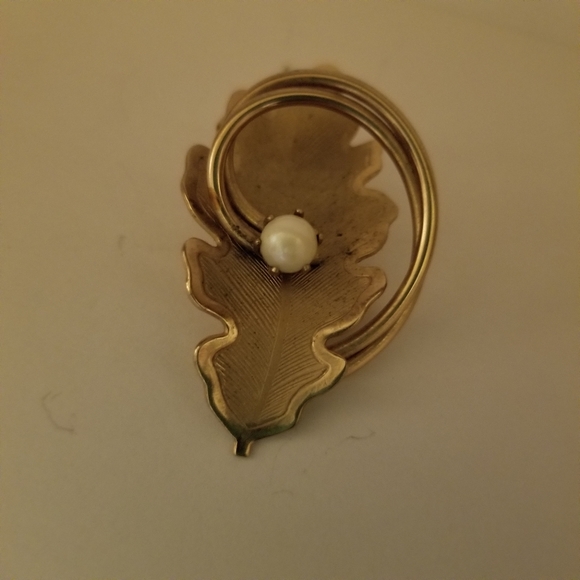 Vintage Broach - Picture 16 of 16